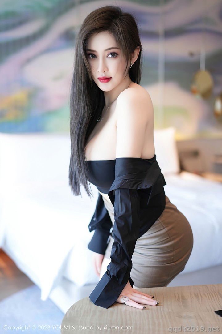 YouMi-Vol.968-Zhou-Yan-Xi-Carol-027.jpg