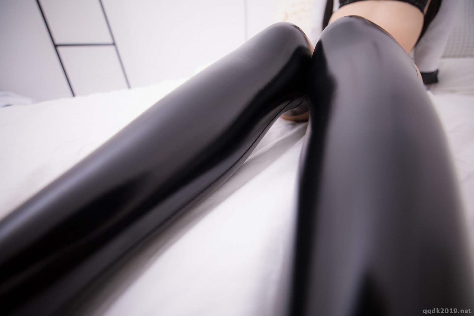 Coser-ATAGO-LATEX-VER-065.jpg