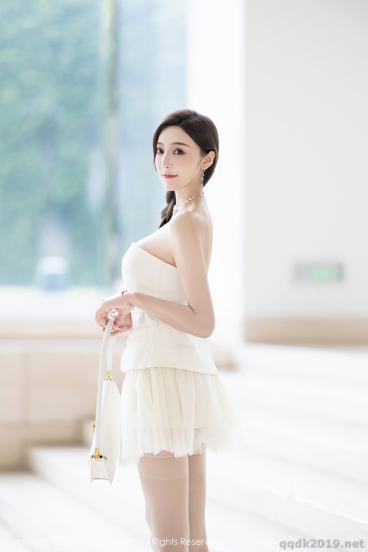 XIUREN-No.5539-Yanni-Wang-Xin-Yao-002.jpg