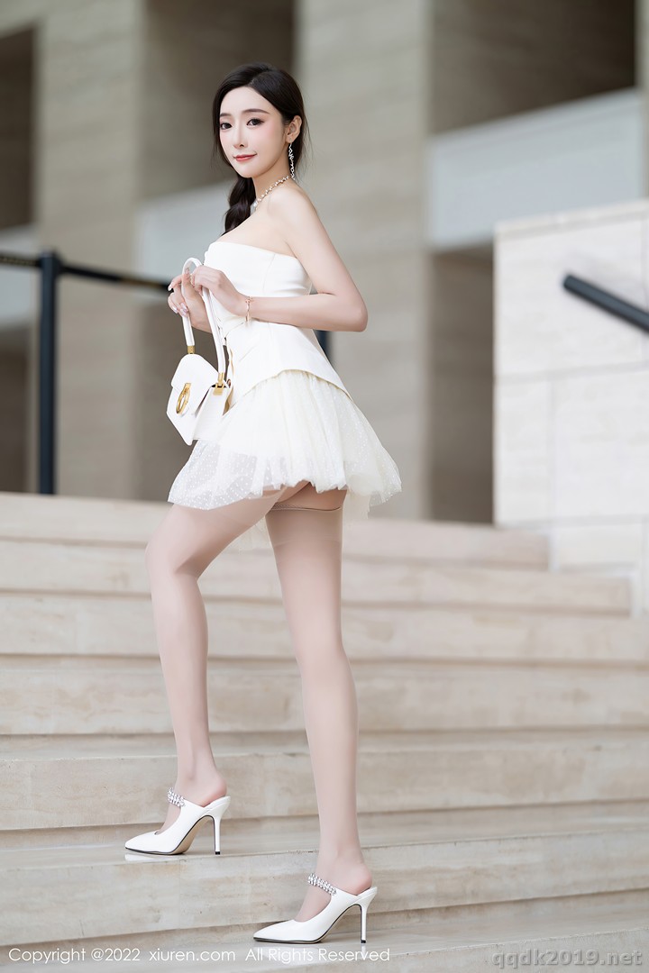 XIUREN-No.5539-Yanni-Wang-Xin-Yao-004.jpg