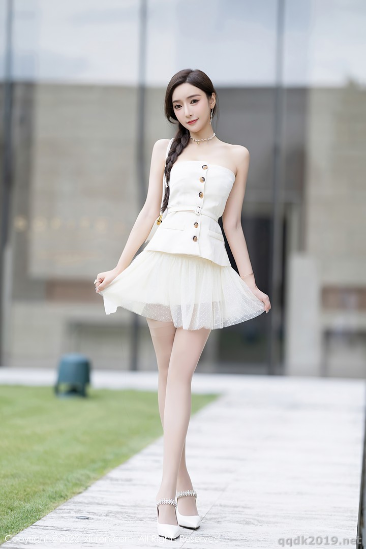XIUREN-No.5539-Yanni-Wang-Xin-Yao-008.jpg