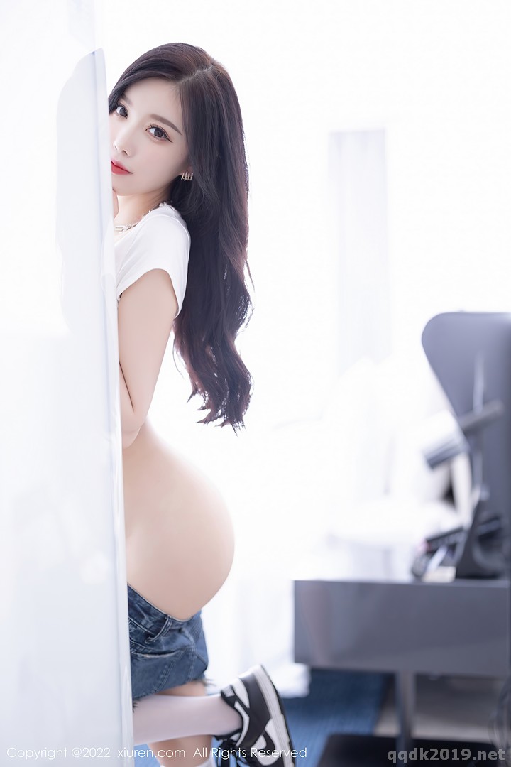 XIUREN-No.5551-Yang-Chen-Chen-Yome-050.jpg