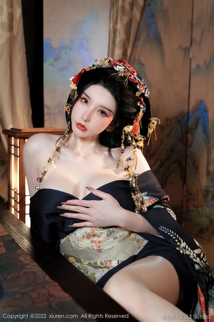 XIUREN-No.5537-Zhou-Yuxi-Sally-035.jpg