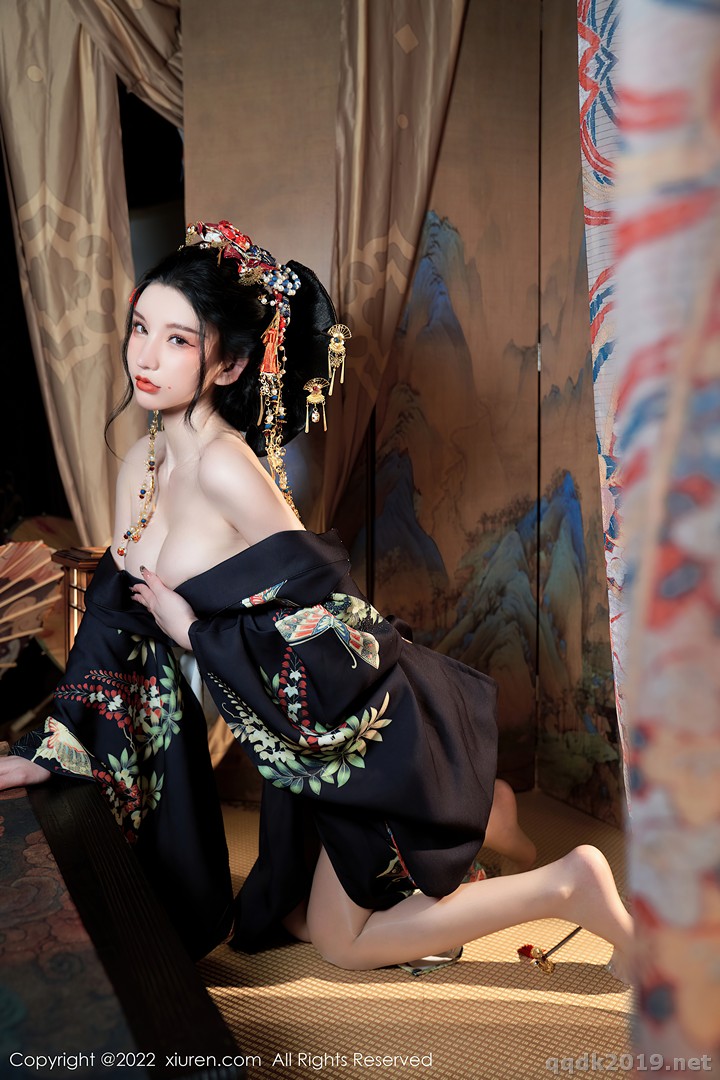 XIUREN-No.5537-Zhou-Yuxi-Sally-041.jpg