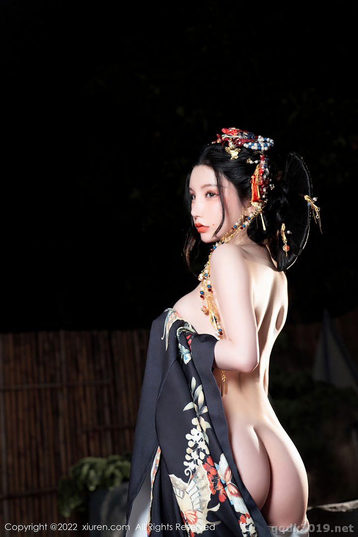 XIUREN-No.5537-Zhou-Yuxi-Sally-068.jpg