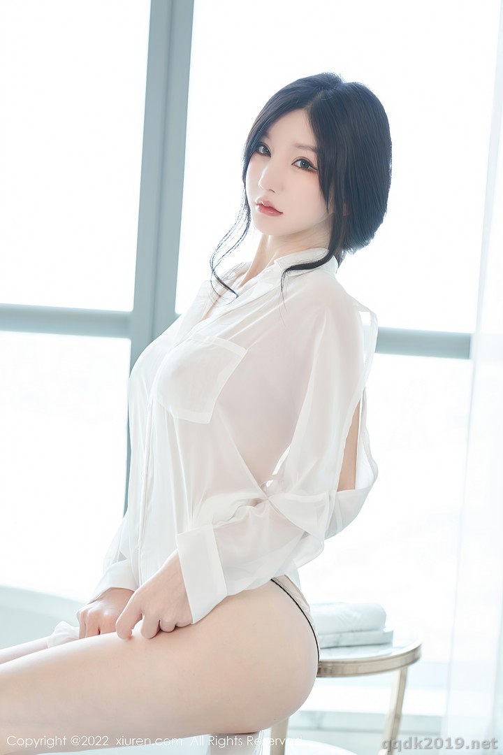 XIUREN-No.5638-Zhou-Yuxi-Sally-034.jpg