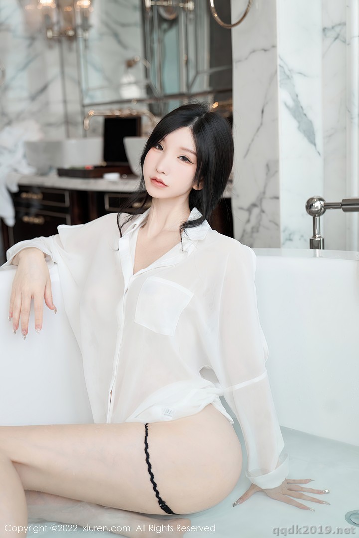 XIUREN-No.5638-Zhou-Yuxi-Sally-047.jpg