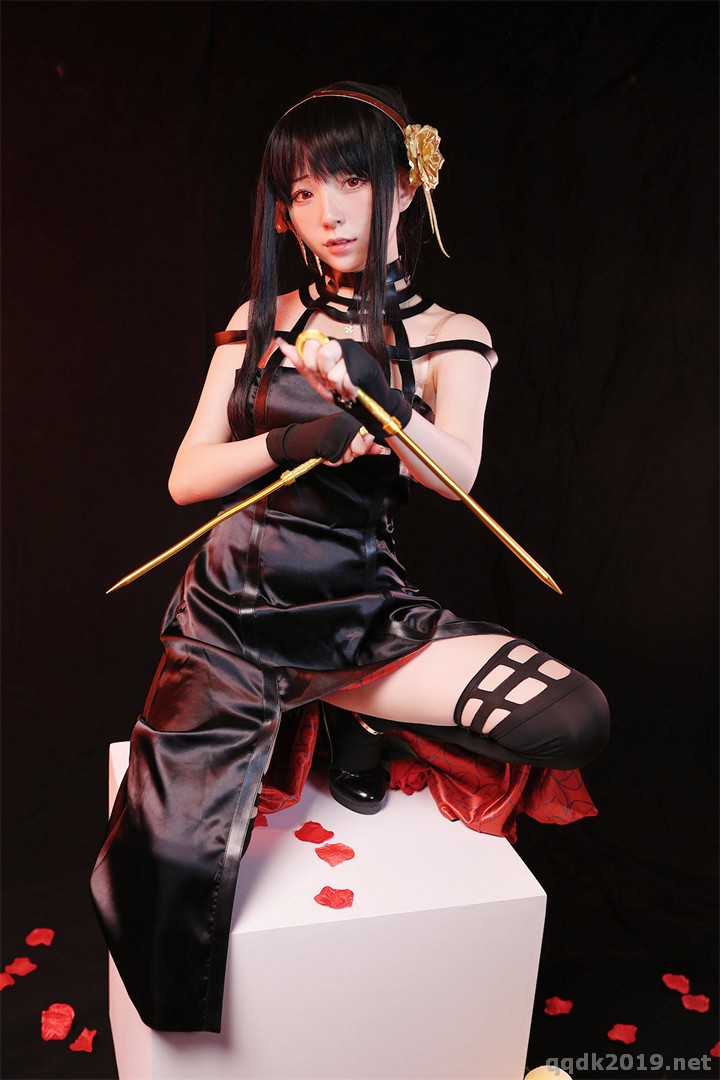 Coser-Hua-Ling-004.jpg
