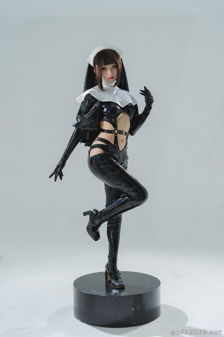 Coser-Hua-Ling-001.jpg