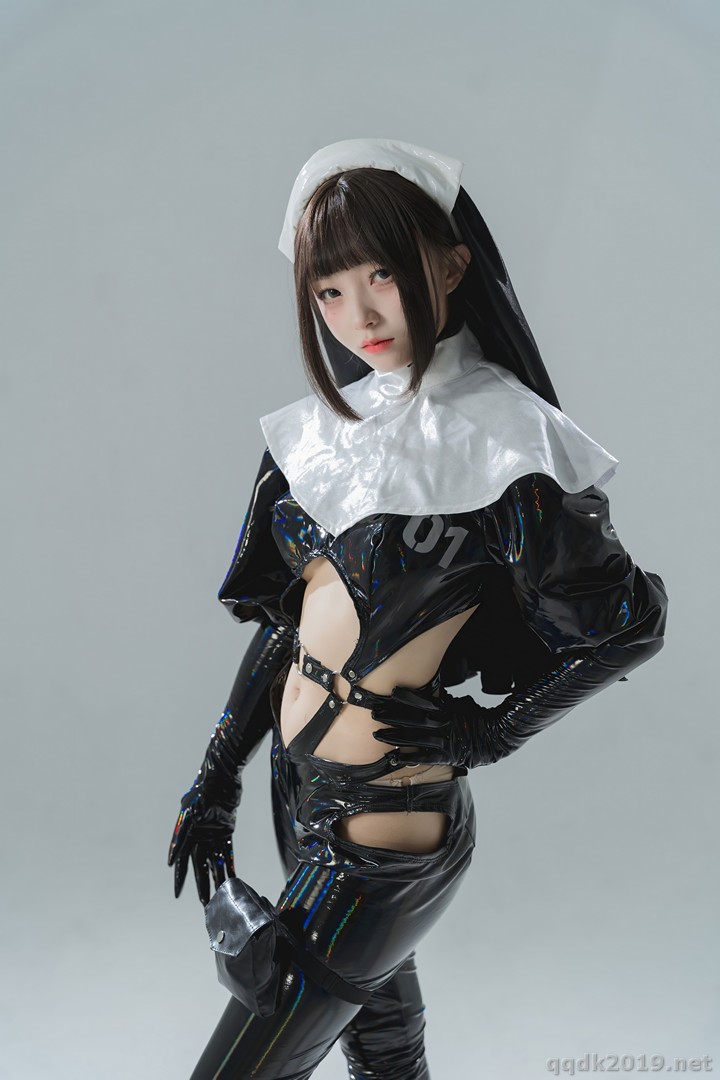 Coser-Hua-Ling-022.jpg