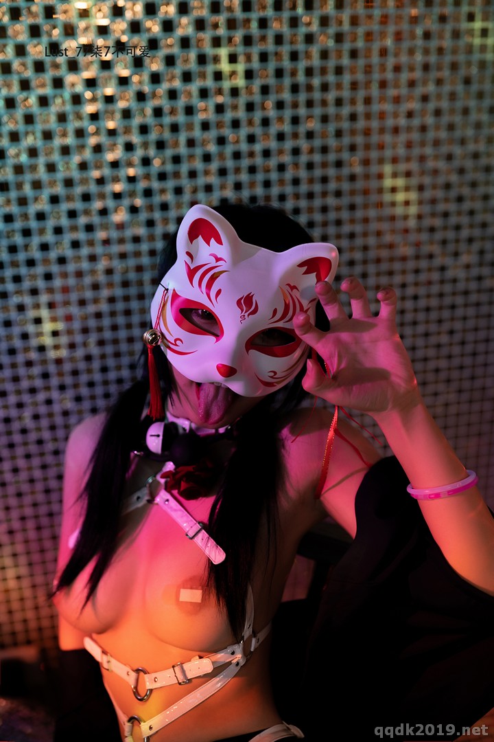 Coser-JK-180.jpg