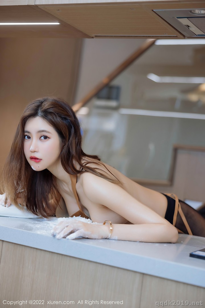 XIUREN-No.5634-Ula-Qi-Li-Jia-040.jpg