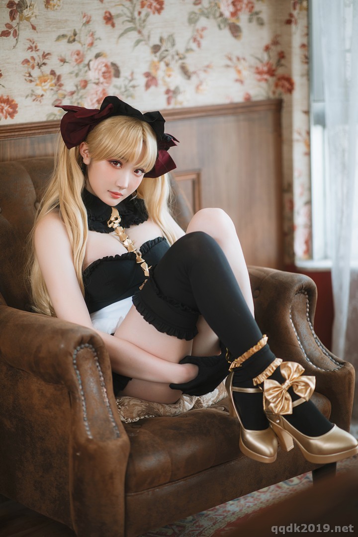 Coser-Ereshkigal-005.jpg