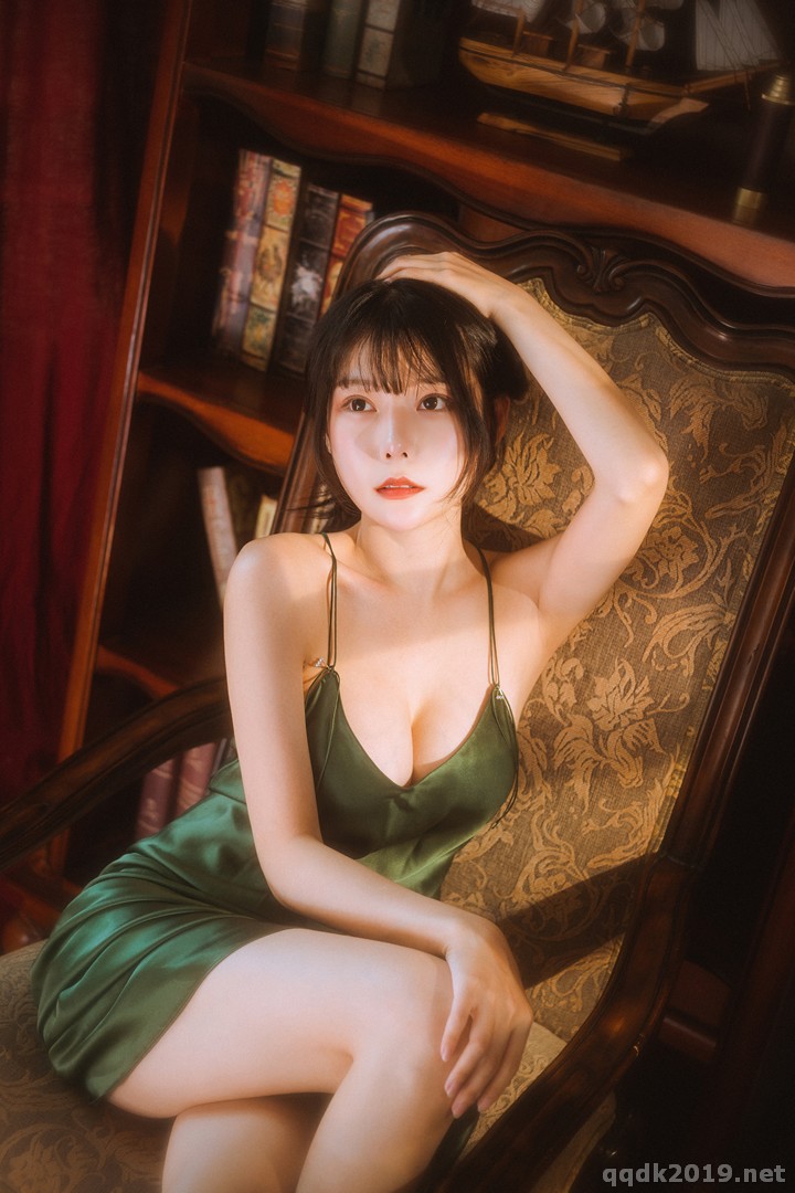 Coser-xiang-cao-miao-lu-lu-xia-027.jpg