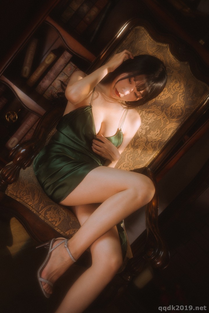 Coser-xiang-cao-miao-lu-lu-xia-030.jpg