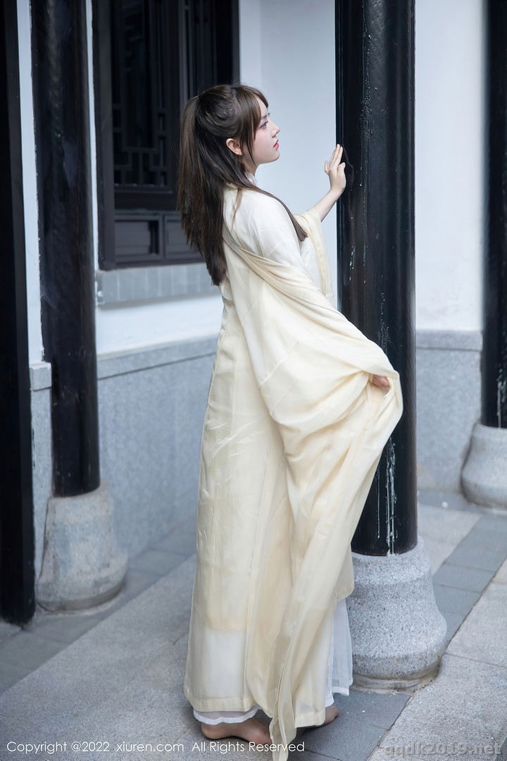 XIUREN-No.5653-Dou-Ban-Jiang-003.jpg
