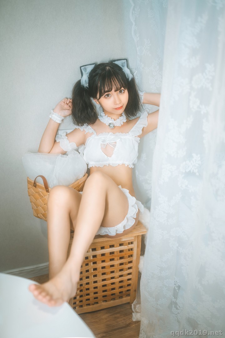 Coser-chunmomo-chunmomo-Vol.031-057.jpg