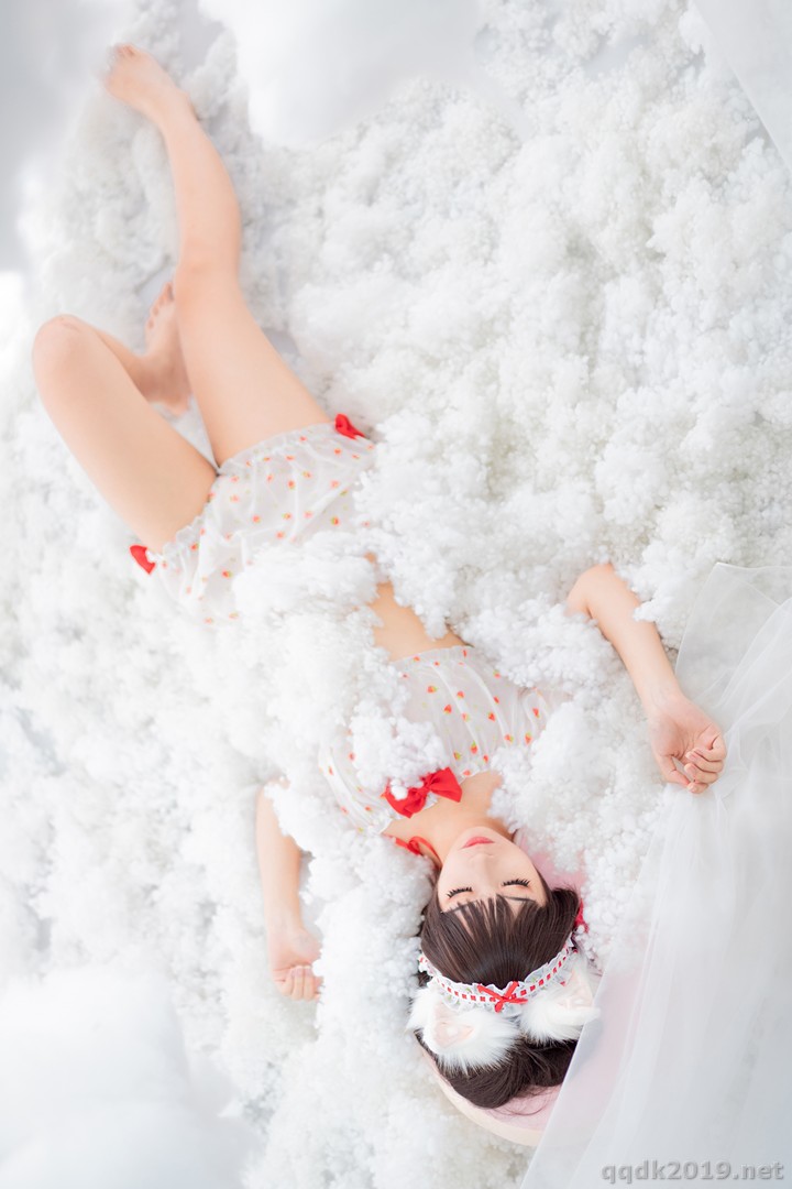 Coser-chunmomo-chunmomo-Vol.031-011.jpg
