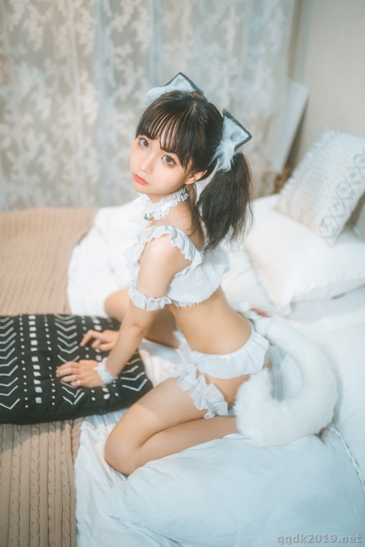 Coser-chunmomo-chunmomo-Vol.031-072.jpg
