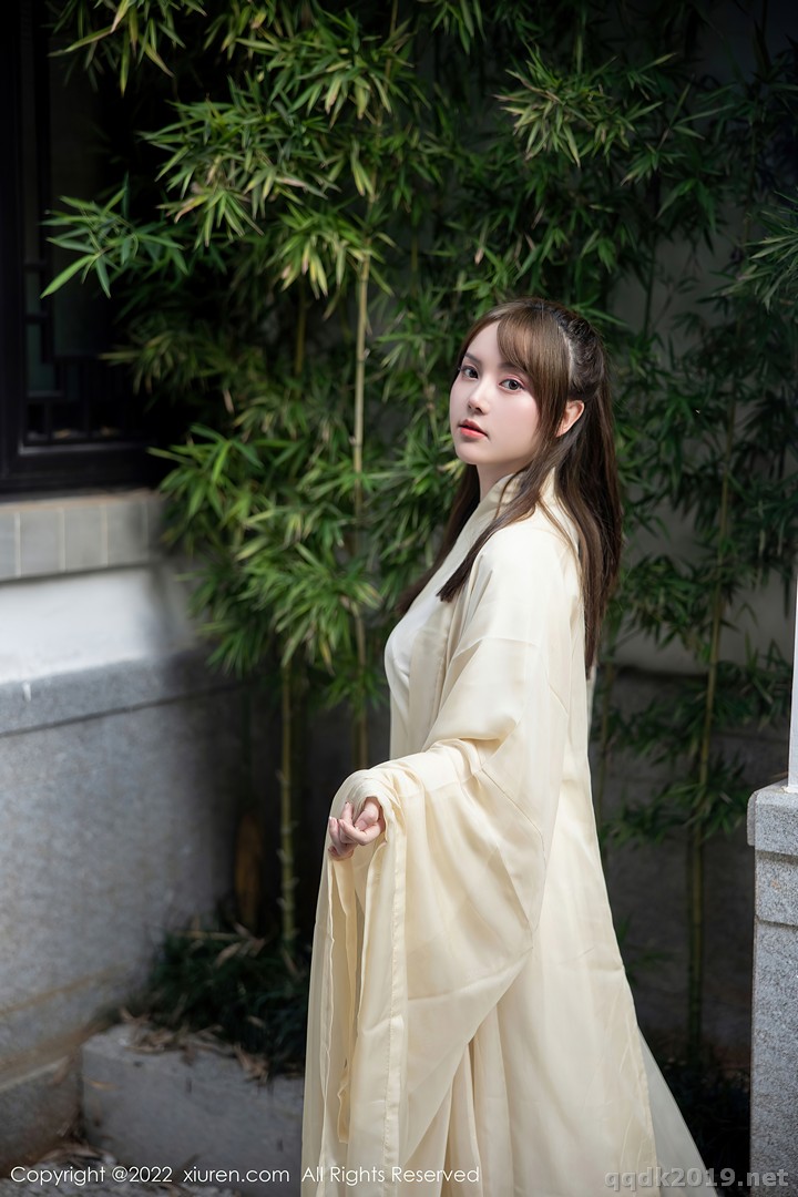 XIUREN-No.5653-Dou-Ban-Jiang-006.jpg