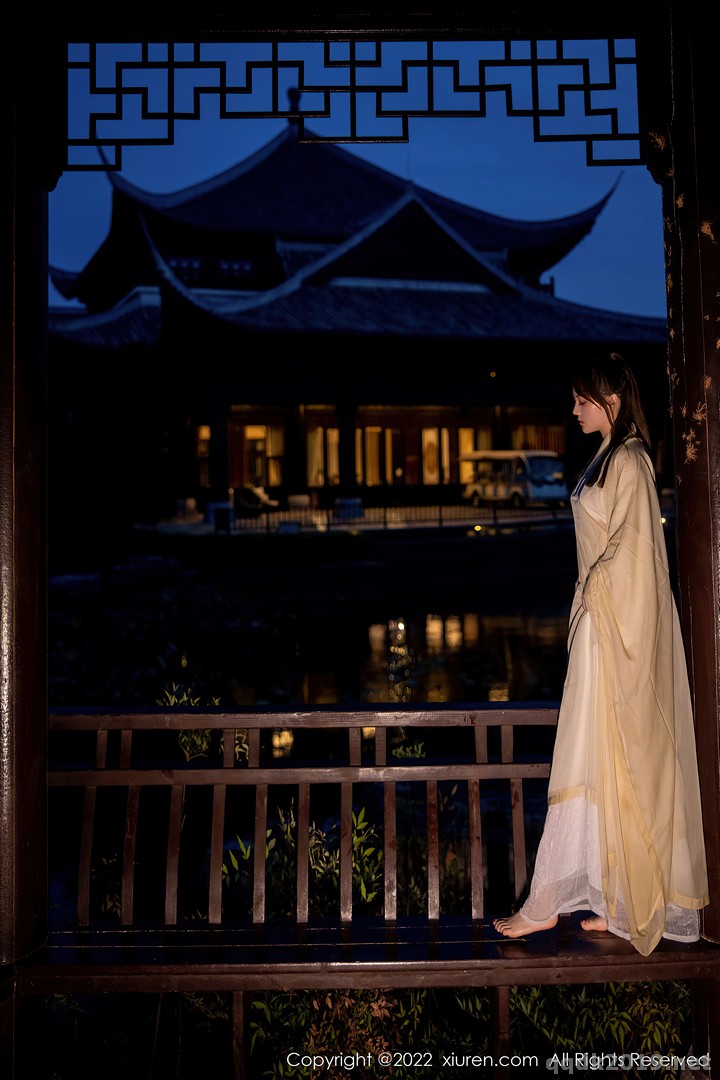 XIUREN-No.5653-Dou-Ban-Jiang-072.jpg