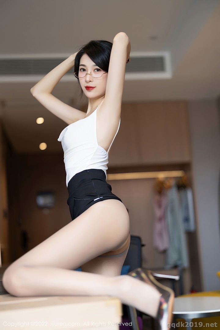 XIUREN-No.5656-Lin-Yue-Yi-030.jpg