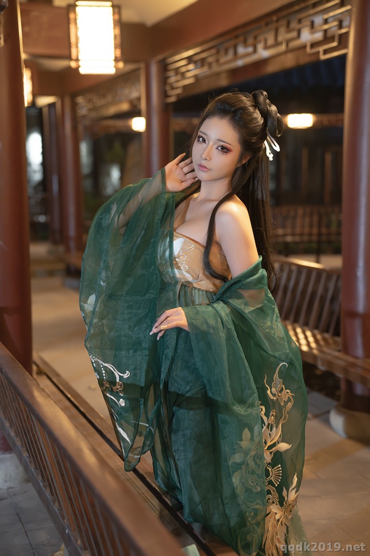Coser-yuuhui-102.jpg