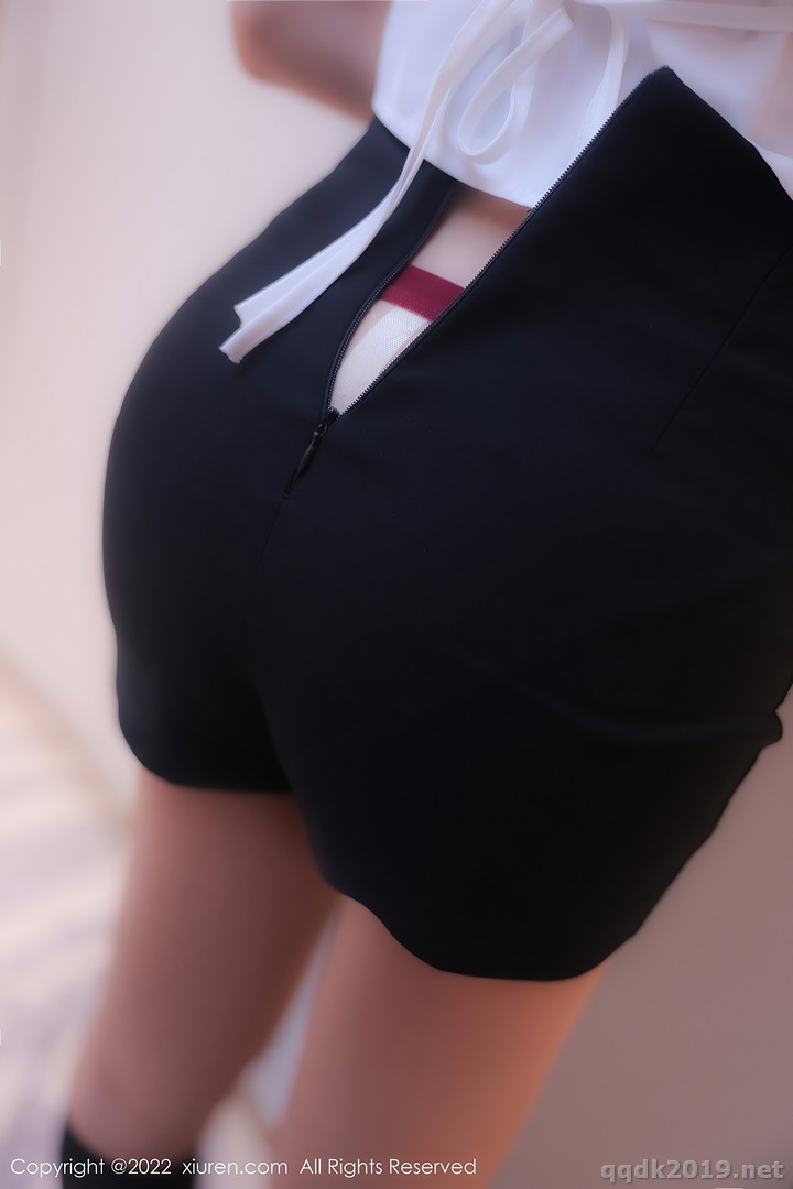 XIUREN-No.5702-Mei-Yang-Yang-044.jpg