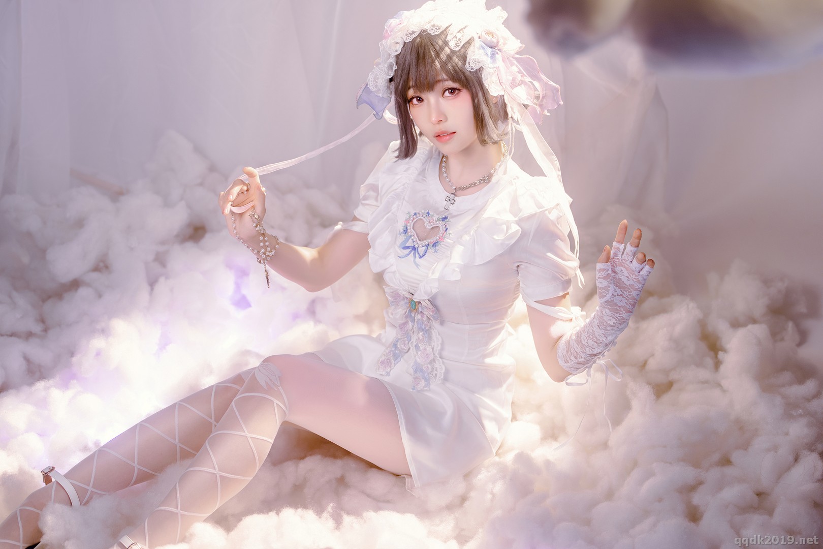 Coser-Ely-eee-ElyEE-Cloudy-Dreaming-010.jpg