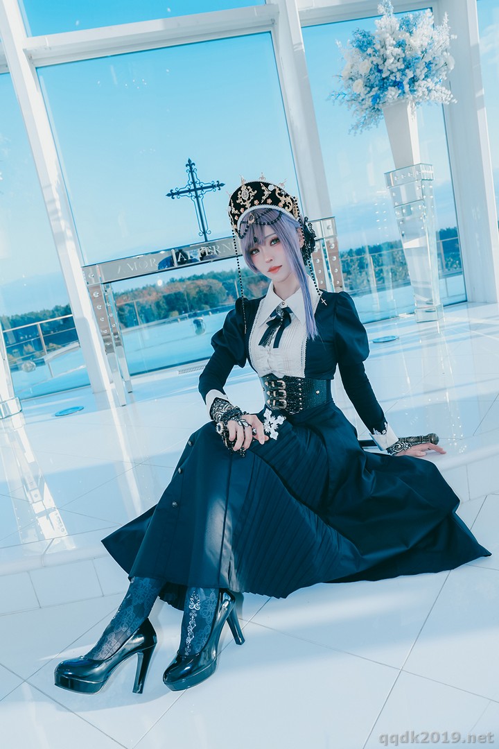 Coser-Ely-eee-ElyEE-Exorcist-Witch-019.jpg