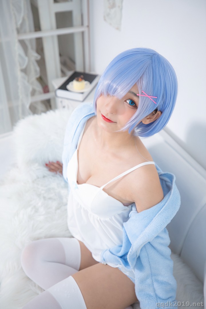 Coser-Vol.005-Milk-by-blue-010.jpg