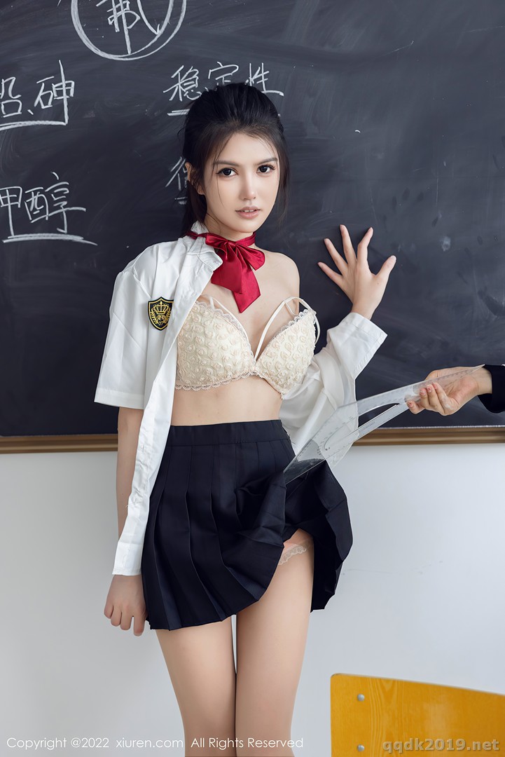 XIUREN-No.5762-belle-035.jpg