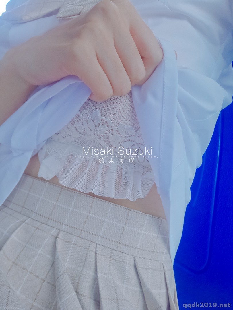 Coser-Misaki-Suzuki-1-5-071.jpg